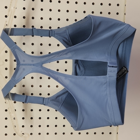 Victoria's Secret On Point Blue Marble Sports Bra. EUC - Picture 3 of 6